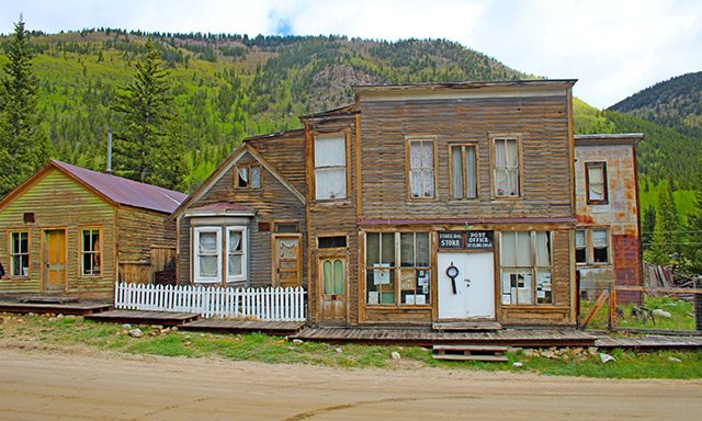 MUSEUMS & GHOST TOWNS